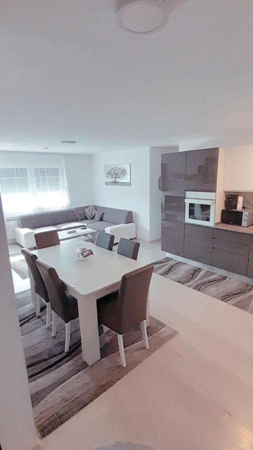 Apartman Lela Károlyváros Kültér fotó